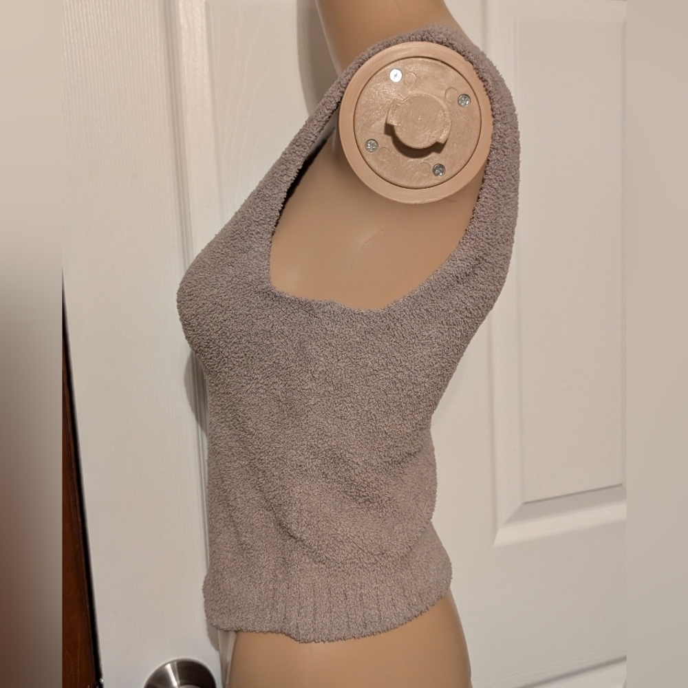 UGG Women's Tan Sleeveless Top - Picture 8 of 10
